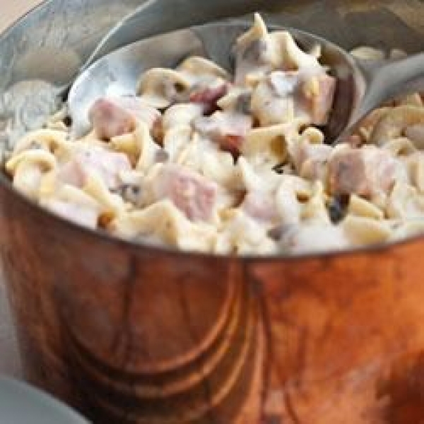 Campbell's® Pennsylvania Dutch Ham and Noodle Casserole