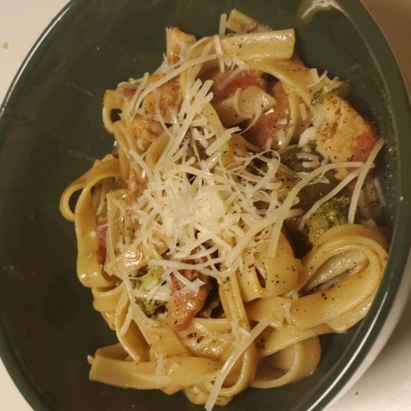 Cajun Chicken, Shrimp, and Sausage Pasta