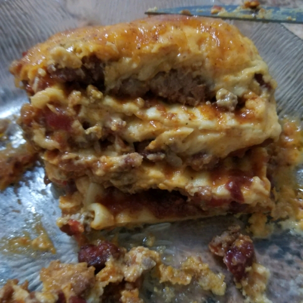 Ooey Gooey Chili Mac Lasagna