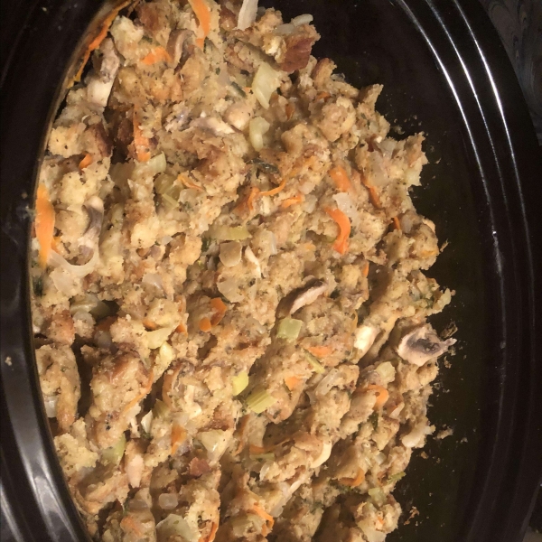 Slow Cooker Stuffing