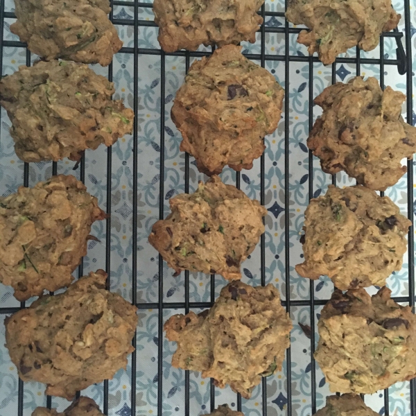 Spicy Zucchini Oatmeal Cookies