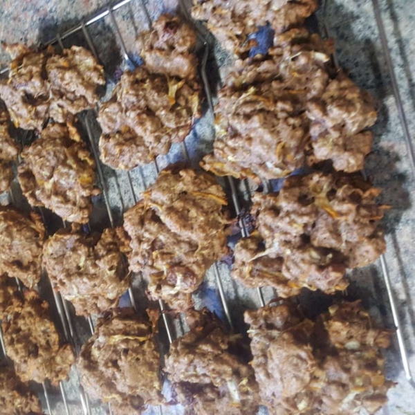 Spicy Zucchini Oatmeal Cookies