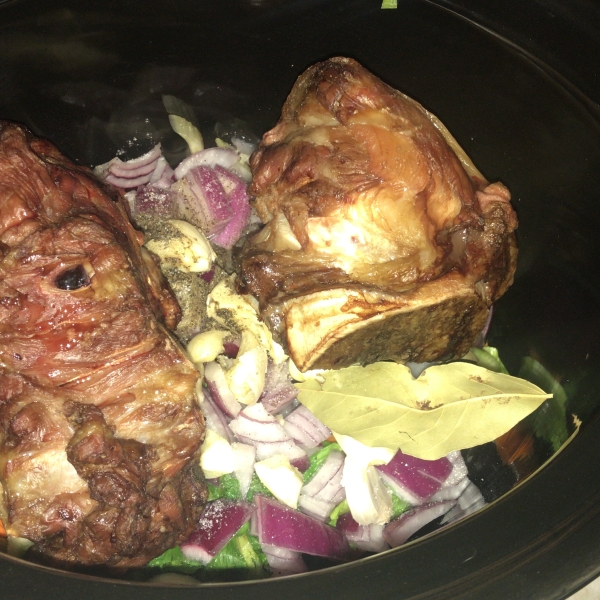 Slow Cooker Bone Broth