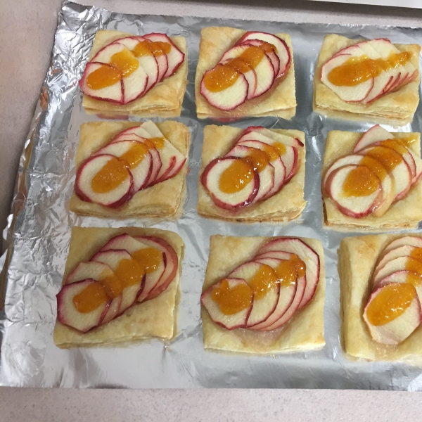 Apple Tartlets
