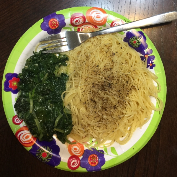 Quick and Easy Sauteed Spinach