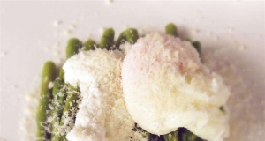 Poached Eggs and Asparagus