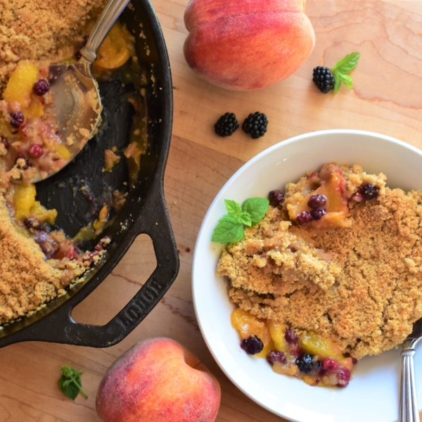 Peach-Blackberry Crumble