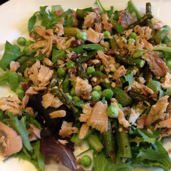 Asparagus and Smoked Salmon Salad