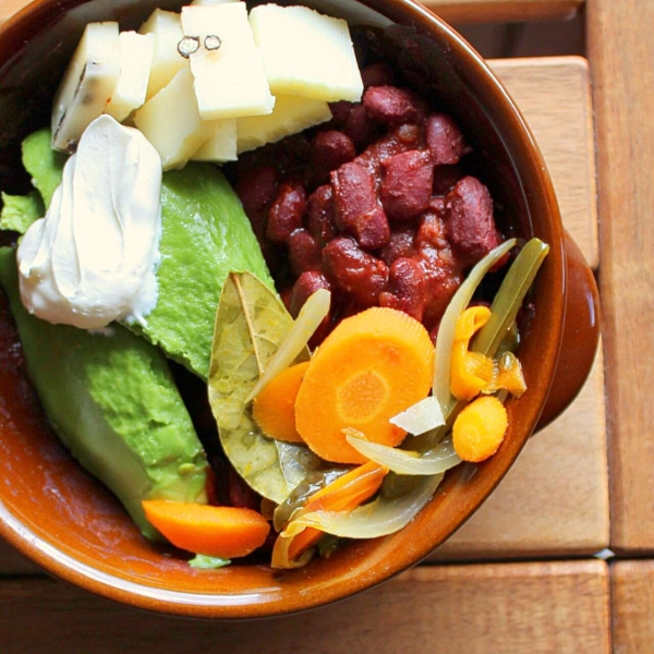 Taqueria-Style Spicy Pickled Carrots