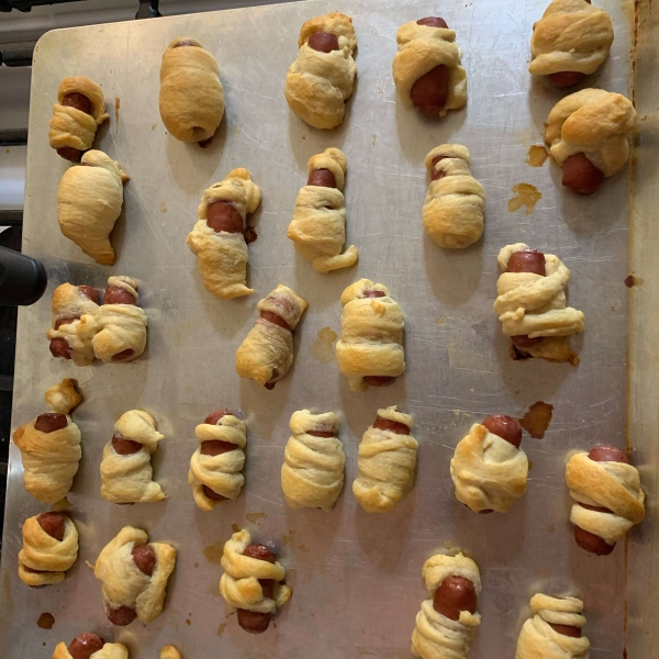 Lit'l Smokies Mummy Dogs