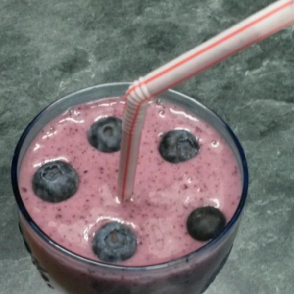 Very Berry Blueberry Smoothie