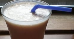 Peaches 'N Cream Banana Breakfast Smoothie