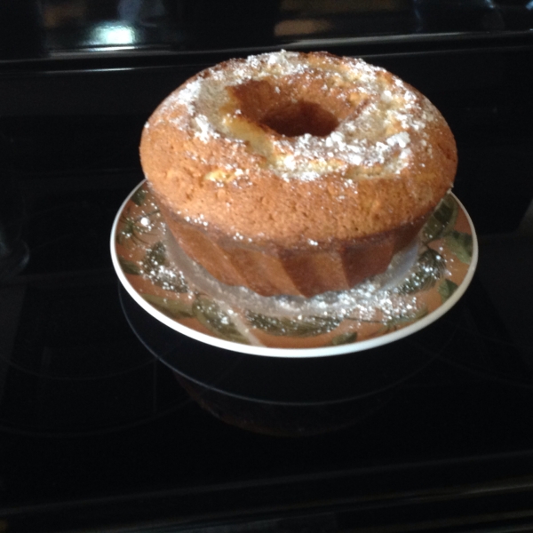 Seven-Up™ Pound Cake