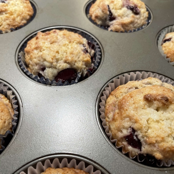 Fresh Cherry Muffins