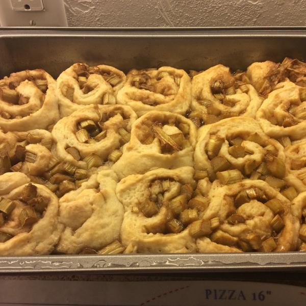 Rhubarb Rolls