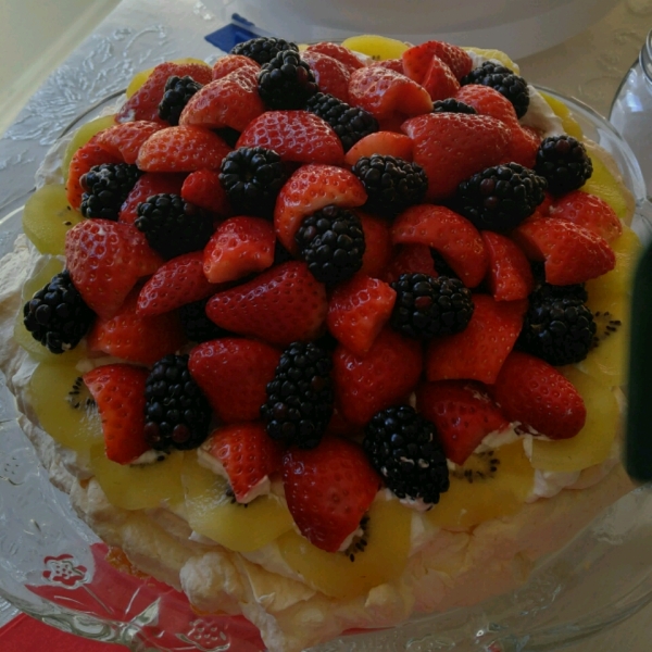 Pavlova Deluxe
