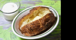 Crispy Air Fryer Baked Potatoes