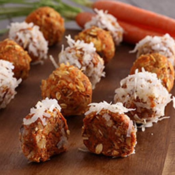 Carrot Cake Energy Bites
