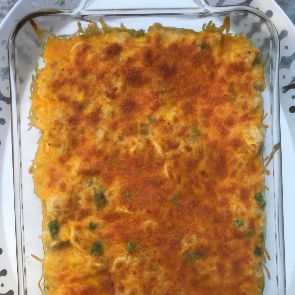 One-Pot Cheesy Chicken and Rice Casserole