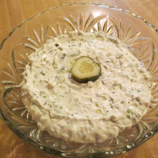 Dill Pickle Party Dip