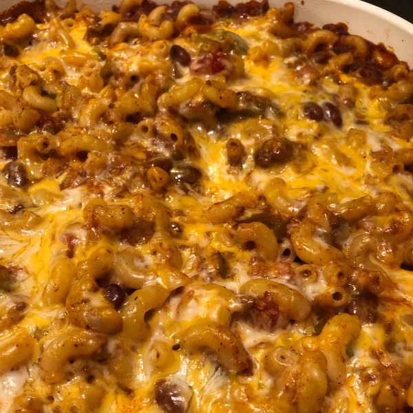 Chili Mac 'n' Cheese Bake
