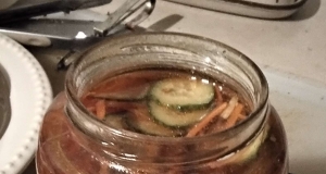 Spicy Vietnamese Quick-Pickled Vegetables
