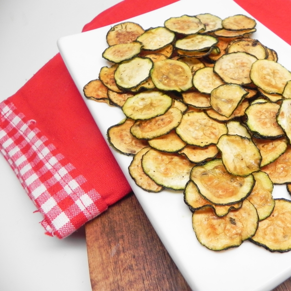 Parmesan-Ranch Zucchini Chips