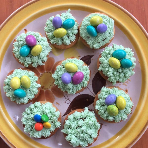 Easter Surprise Cupcakes
