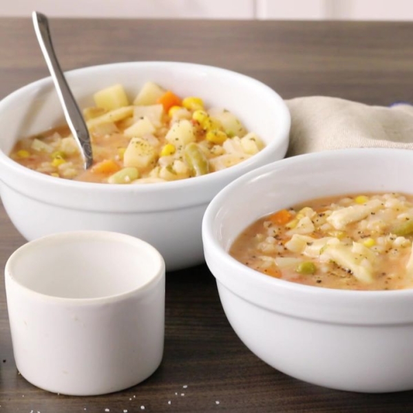 Slow Cooker Vegetable Soup
