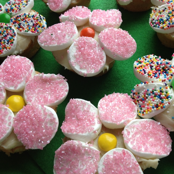 Easy Flower Cupcakes