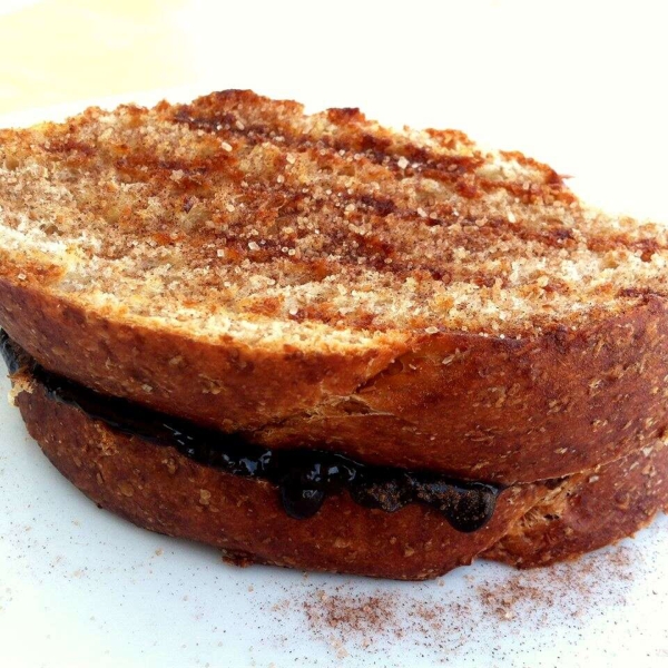 Grilled Chocolate Sandwich