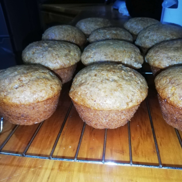 Moist Banana Muffins
