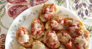 Hunt's® Easy Tomato Bruschetta