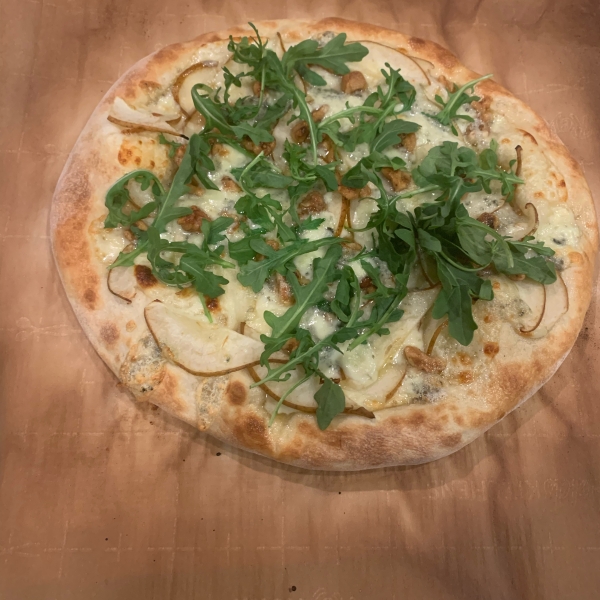 Pear and Gorgonzola Cheese Pizza