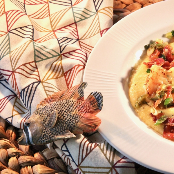 Cheesy Shrimp and Grits