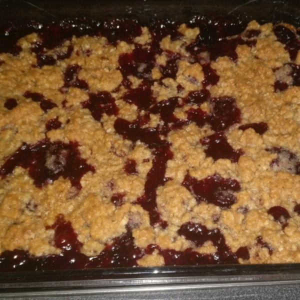 The Best Blackberry Crisp