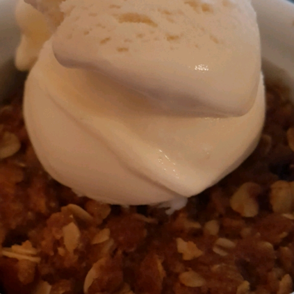 The Best Blackberry Crisp