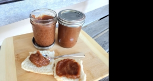 Slow Cooker Apple Butter for Food Gifts