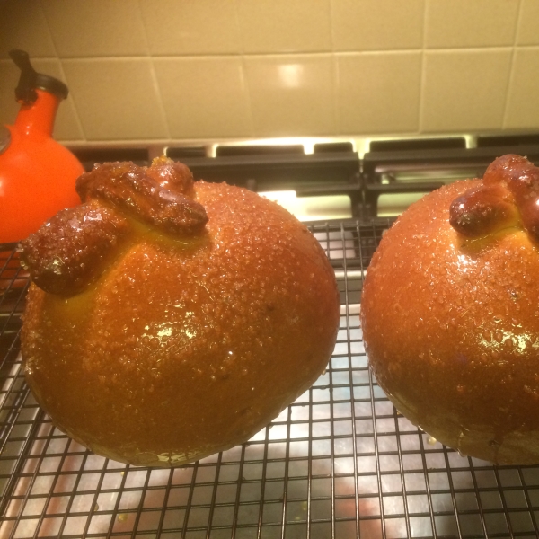Pan de Muertos (Mexican Bread of the Dead)