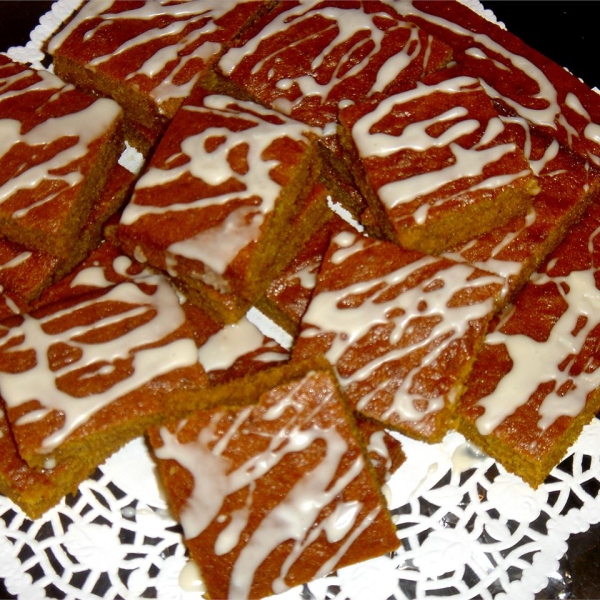 Pumpkin Bars with Maple Glaze