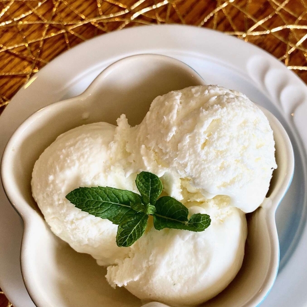 Creamy Lemonade Soft-Serve Ice Cream