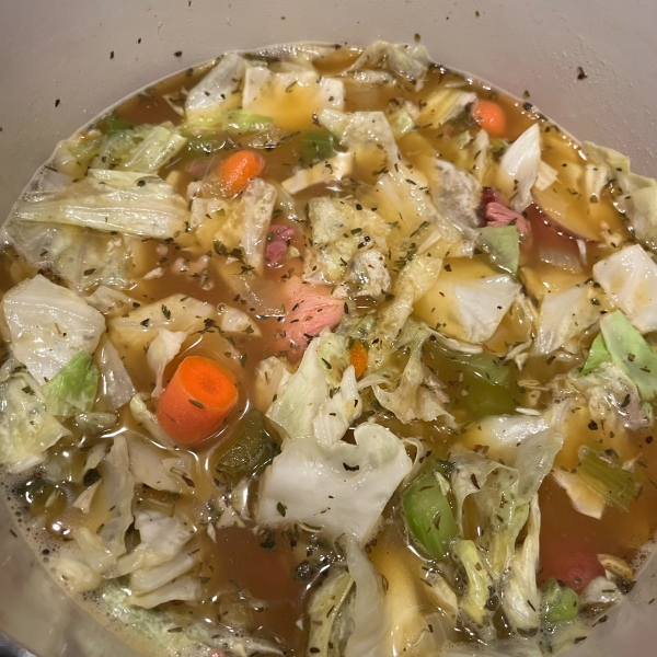 Hearty Cabbage and Ham Soup