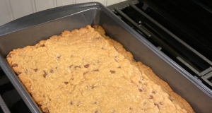Quick and Easy Chocolate Chip Bars