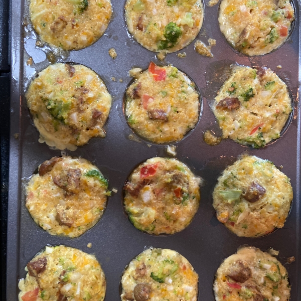 Quinoa and Broccoli Brunch Cups