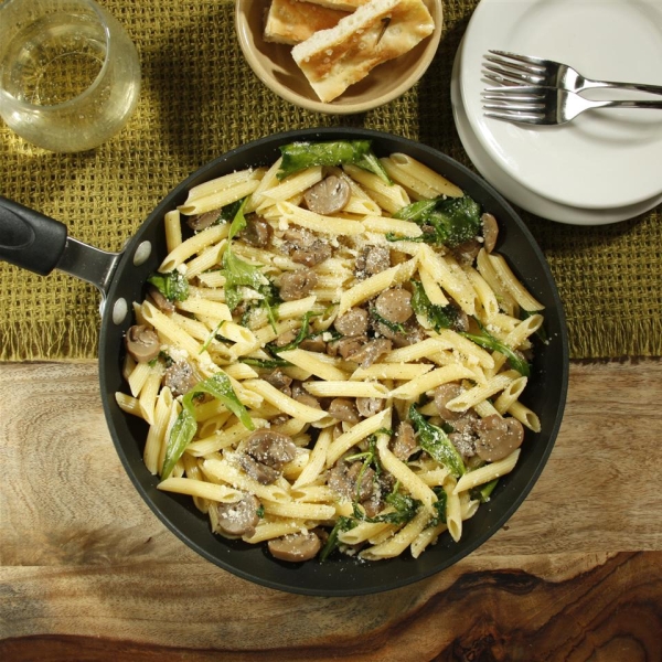 Jen's One Pan Penne with Mushrooms and Arugula