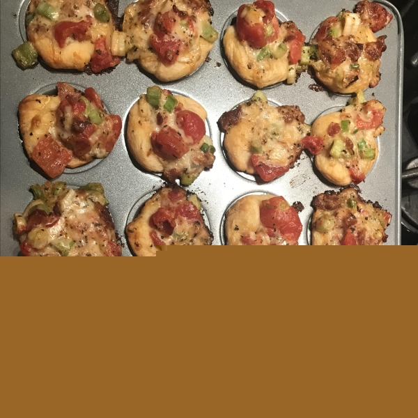 Bacon and Tomato Cups