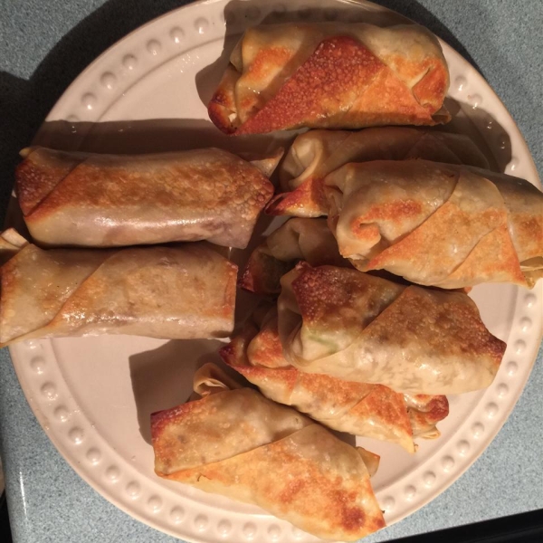 Jan's Simple and Tasty Egg Rolls