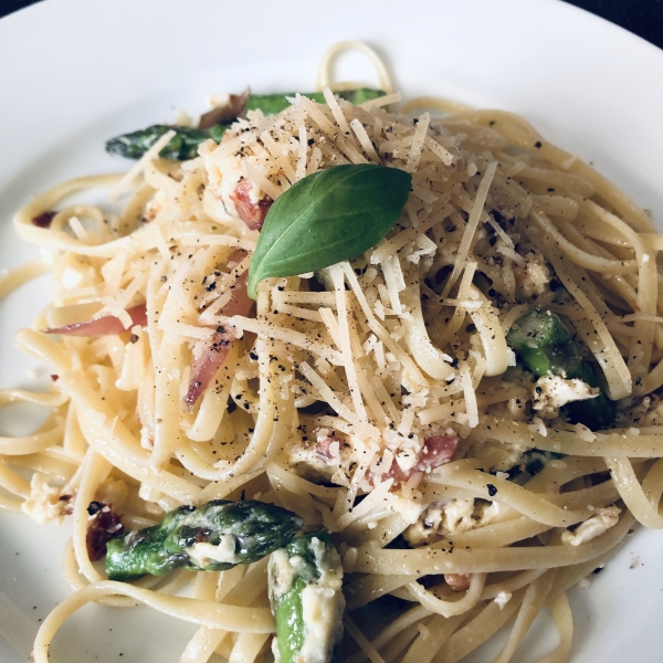 Spinach, Egg, and Pancetta with Linguine
