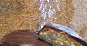Peanut Butter and Chocolate Candy Cake