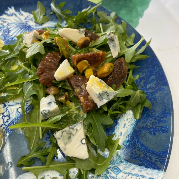 Arugula-Fig Salad with Creamy Gorgonzola